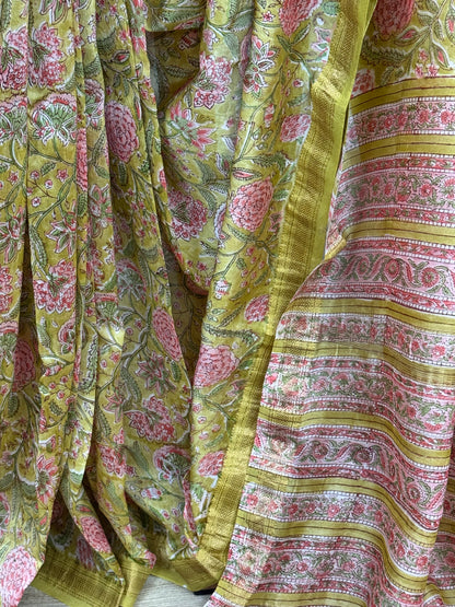 PHOOLPARNA : HAND BLOCK PRINTED MAHESHWARI SILK COTTON SAREE