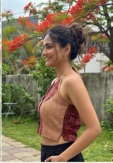 GATHA : GAMATHI HALTER BLOUSE