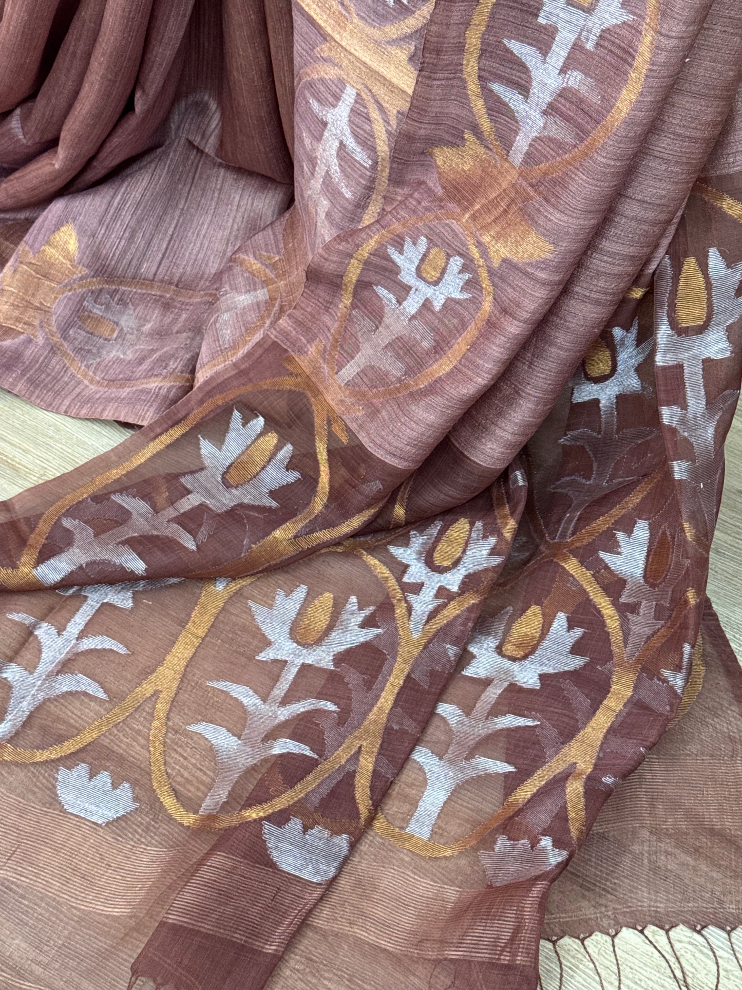 TOSHANI : MATKA RESHAM MUSLIN SILK SAREE