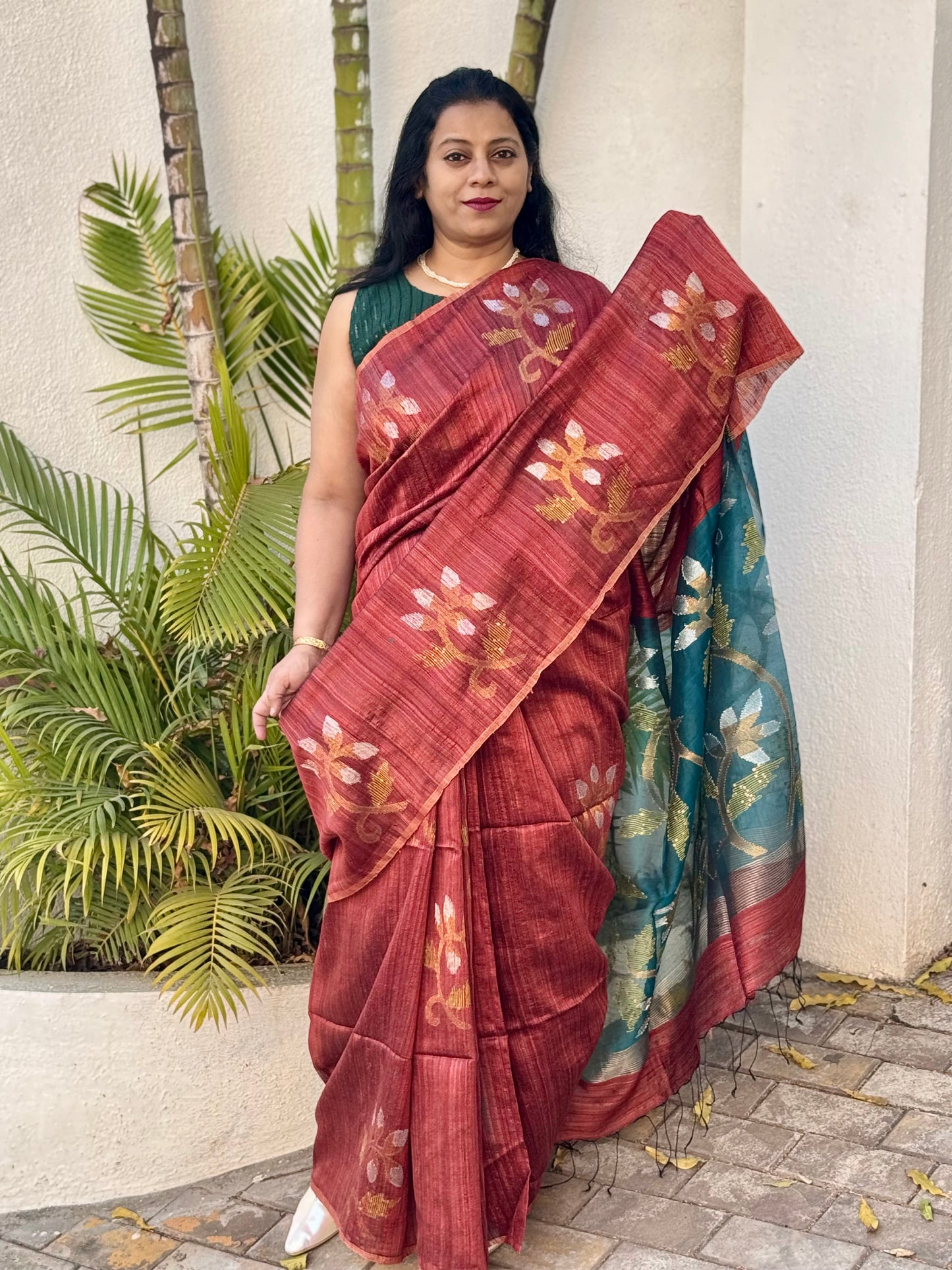 SHYLA : MATKA RESHAM MUSLIN SILK SAREE