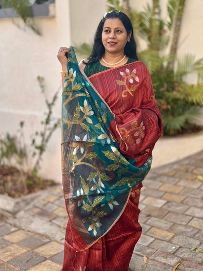 SHYLA : MATKA RESHAM MUSLIN SILK SAREE