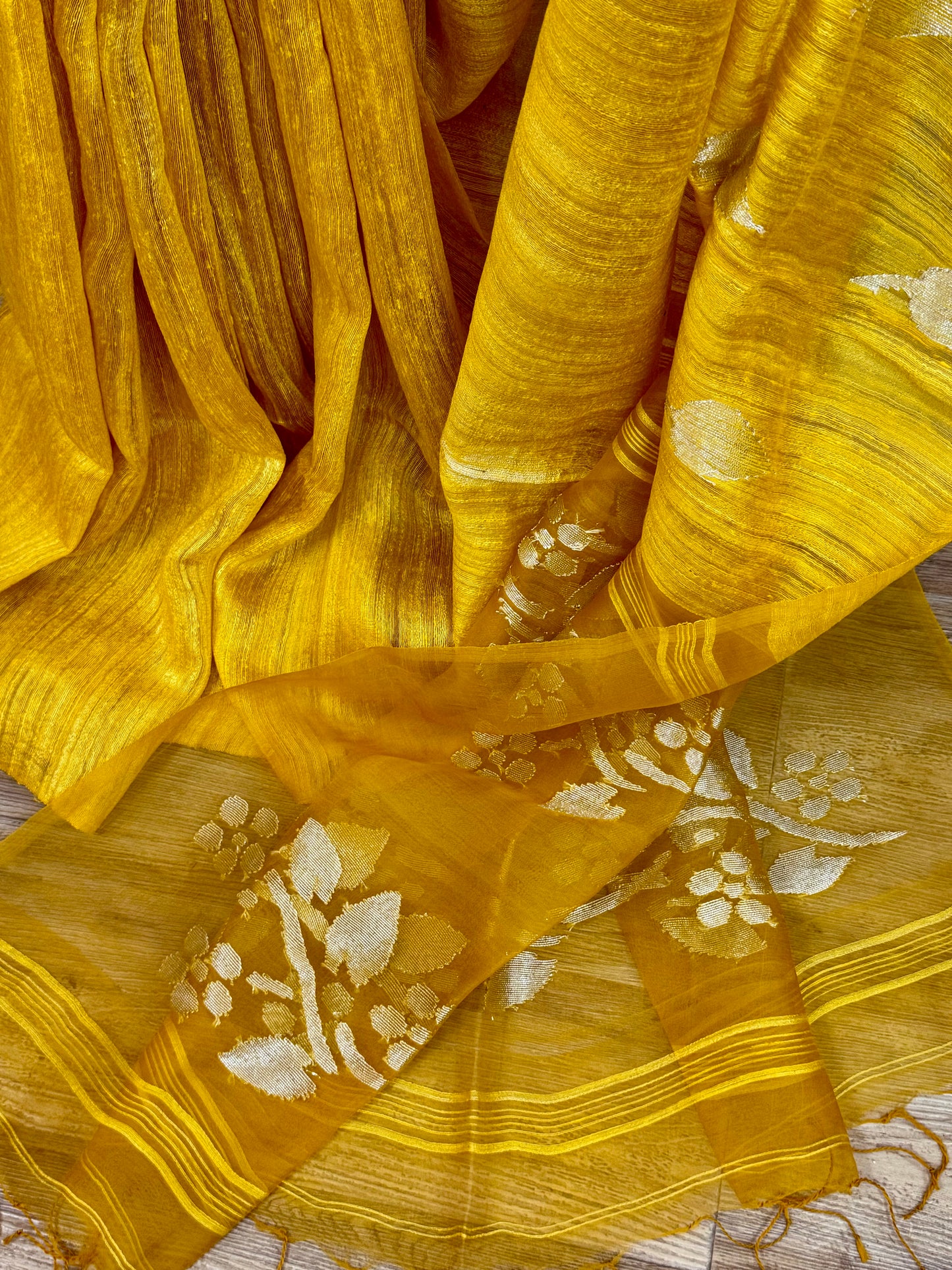 CHAMPA : MATKA RESHAM MUSLIN SILK SAREE