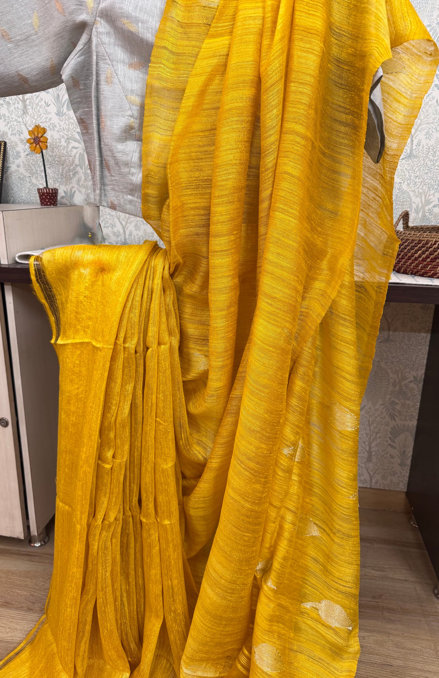 CHAMPA : MATKA RESHAM MUSLIN SILK SAREE