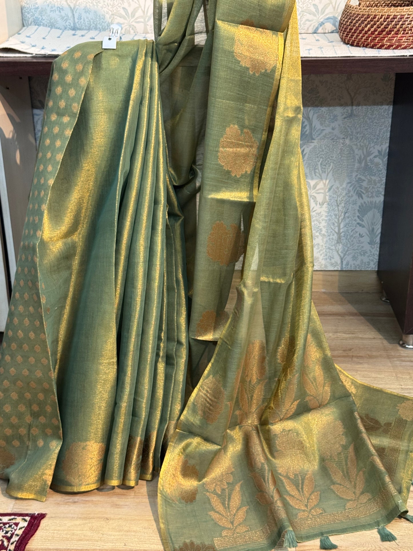 DURVA : SILK-TISSUE MAHESHWARI SAREE