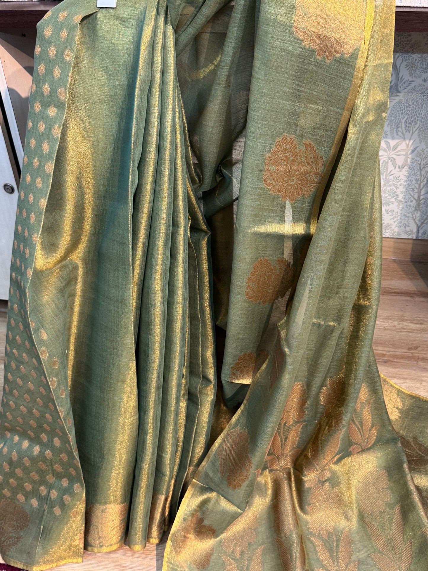 DURVA : SILK-TISSUE MAHESHWARI SAREE