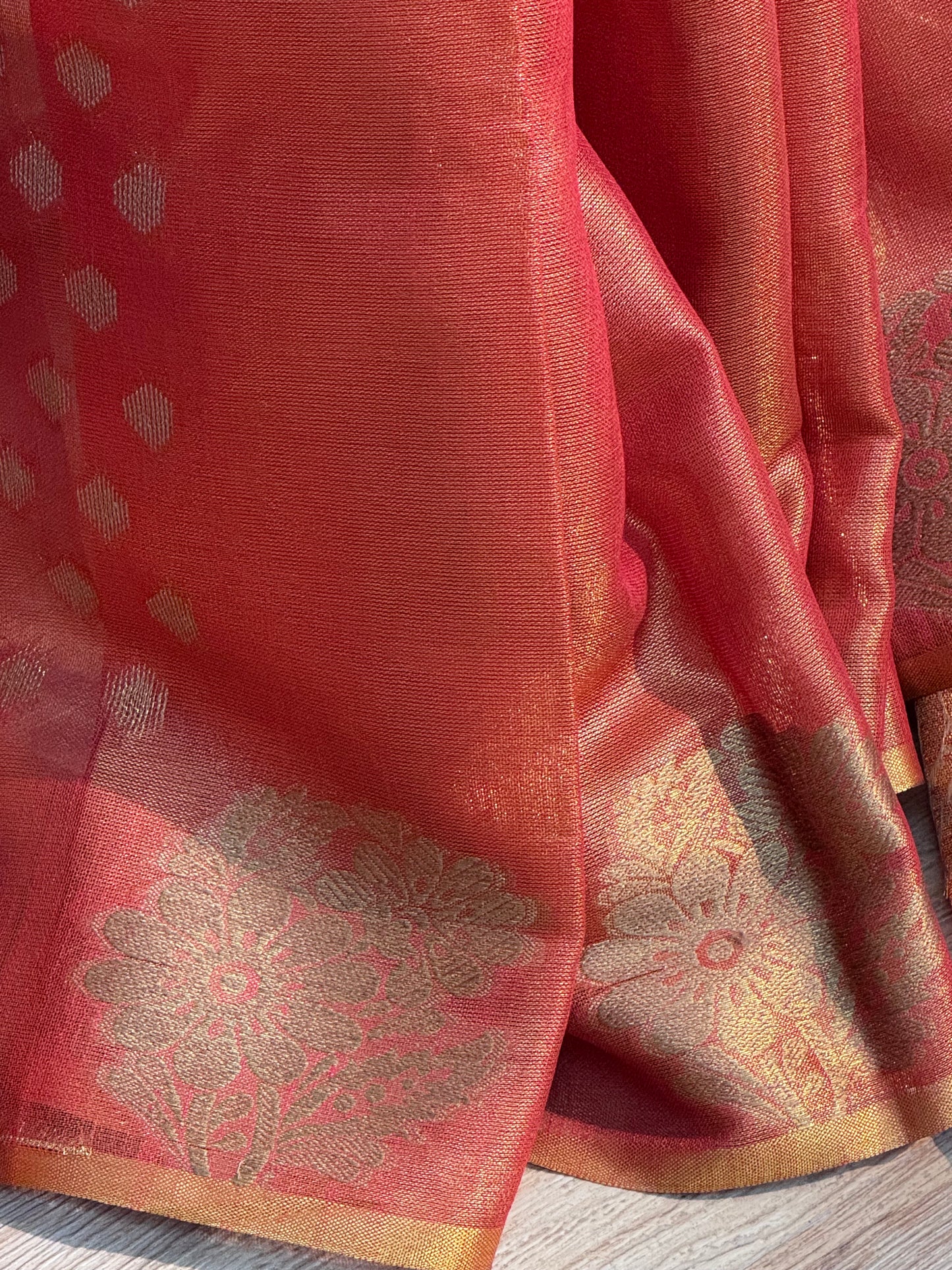 JAYANTI : SILK-TISSUE MAHESHWARI SAREE