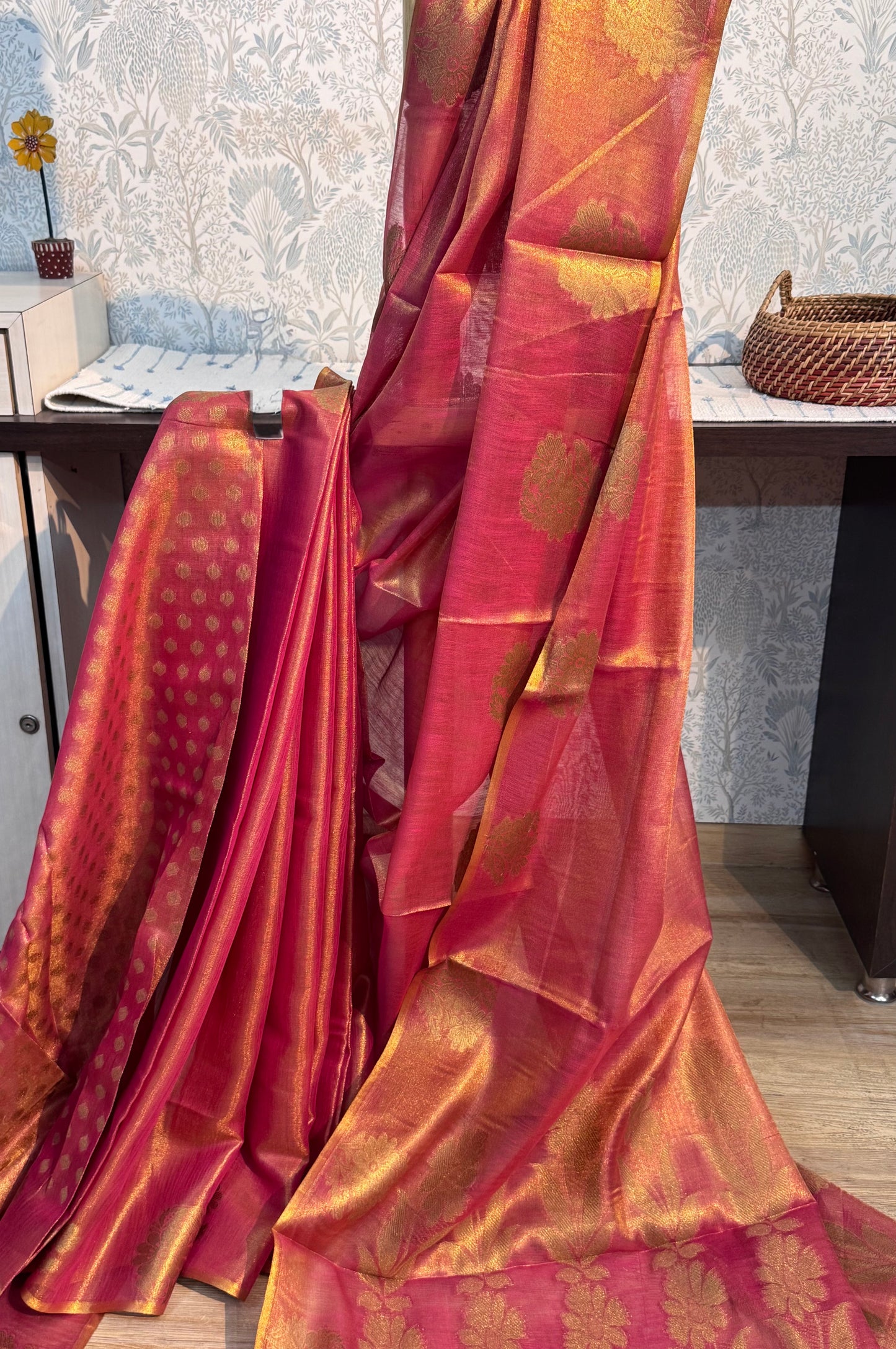 DEVESHI : SILK-TISSUE MAHESHWARI SAREE