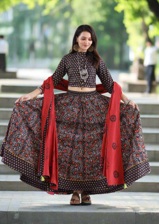 NISHI : PRINTED SKIRT