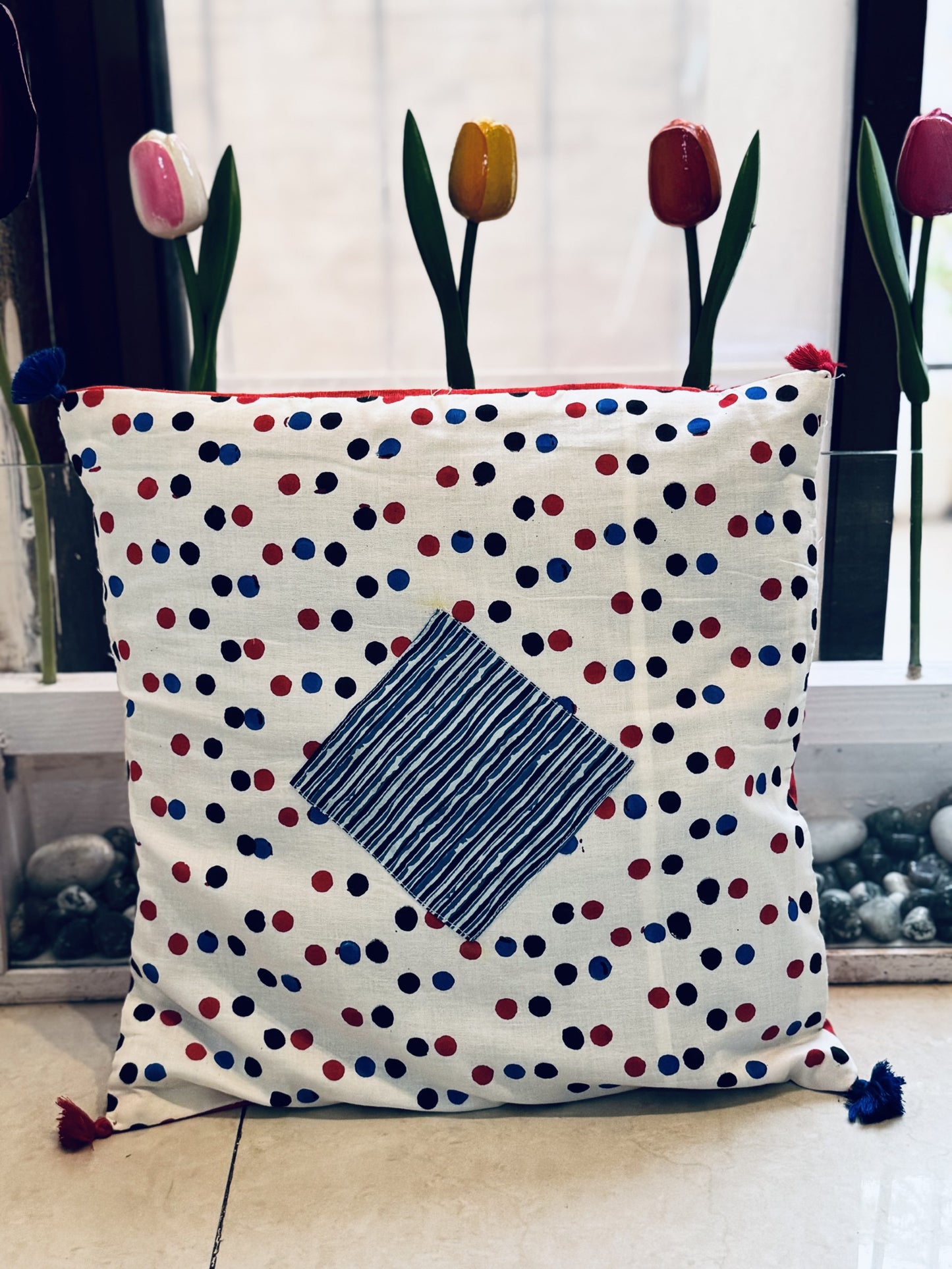 DOTTED LINE : SET OF 2 COVERS